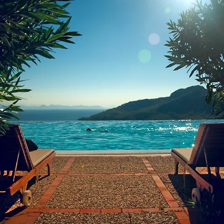 Dionysos Village Hotel 3*